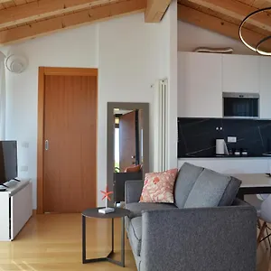  Appartamento Golf Village ➔ Attico Con Piscina